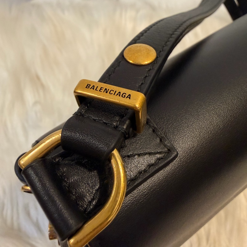 Balenciaga Bel air xs黑牛皮肩斜背包-35