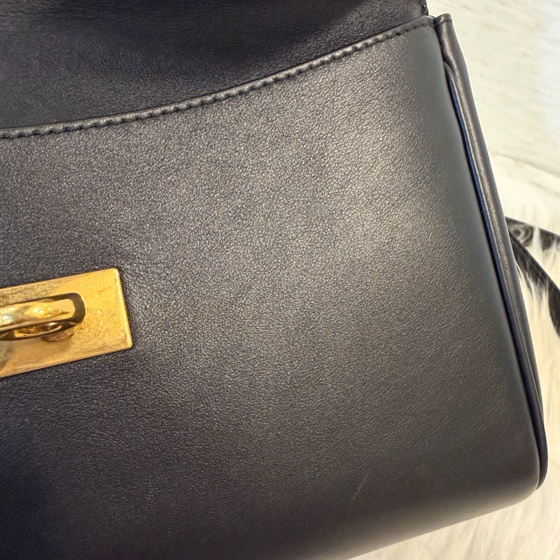 Balenciaga Bel air xs黑牛皮肩斜背包-46