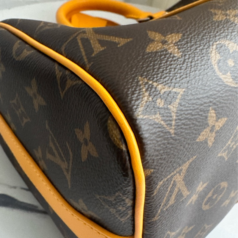 LV M13201花紋黃邊keepall35-6