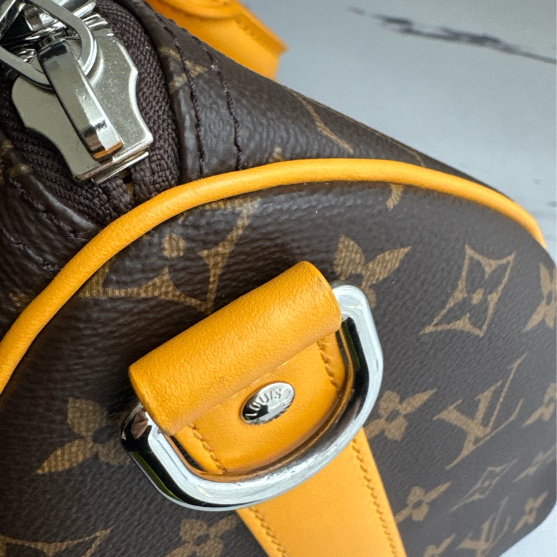 LV M13201花紋黃邊keepall35-18