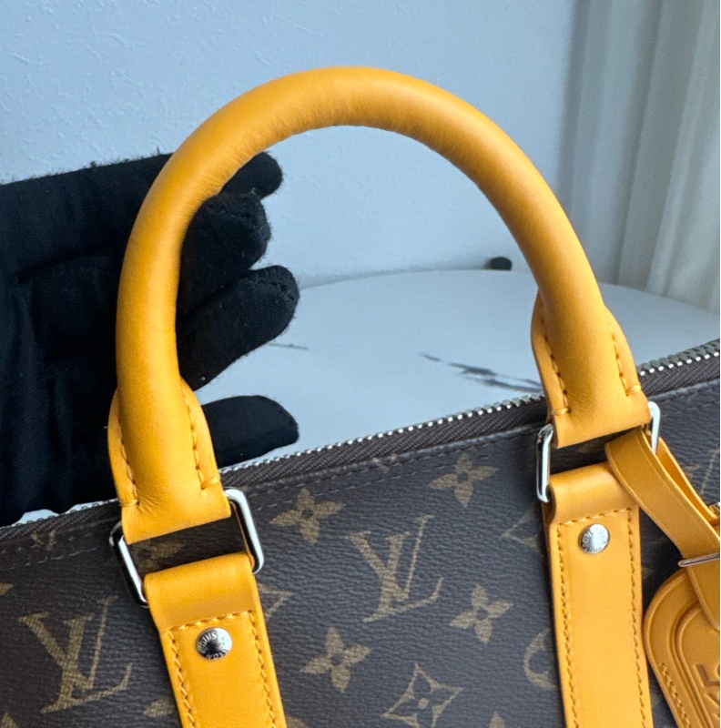 LV M13201花紋黃邊keepall35-24