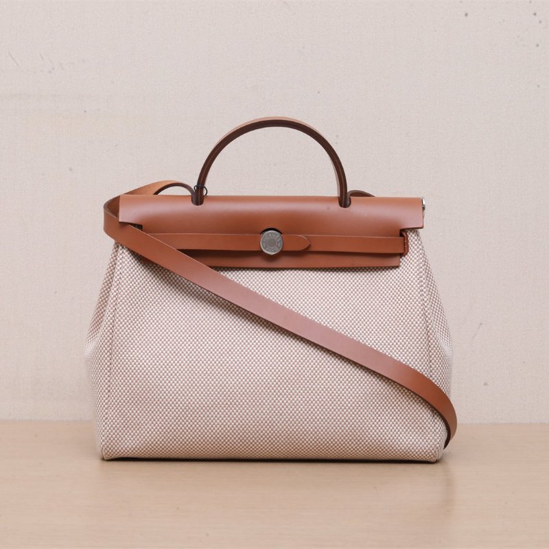 HERMES Herbag31米色拼黃褐色編織帆布U刻銀扣肩背包-1