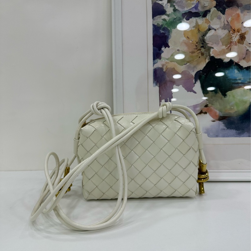 BV Mini Loop Camera Bag 可調式的肩帶 Intrecciato編織拉鍊 相機包-2