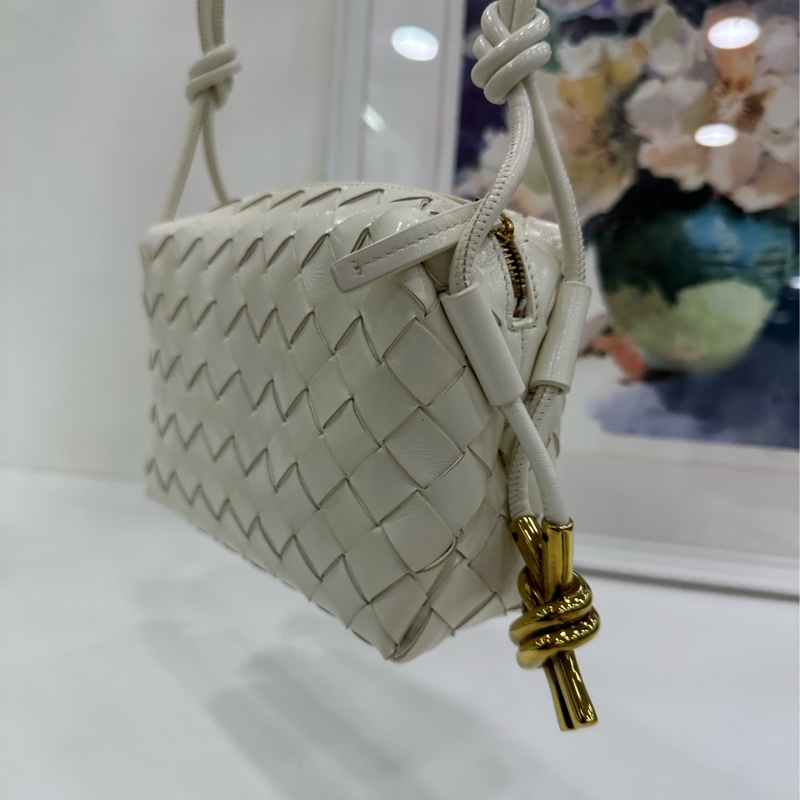 BV Mini Loop Camera Bag 可調式的肩帶 Intrecciato編織拉鍊 相機包-4