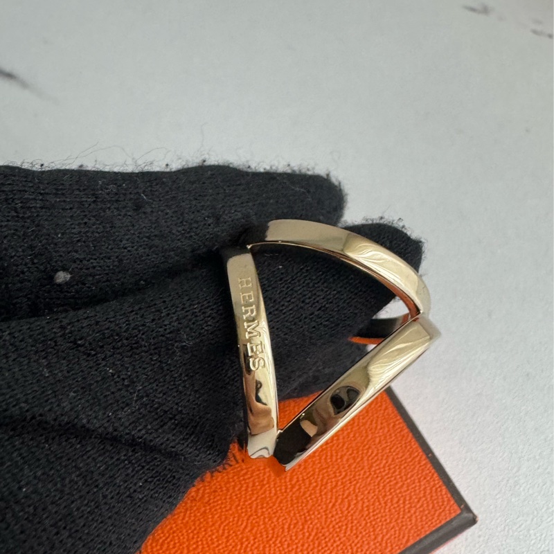 Hermes淡金三圓絲巾環-2