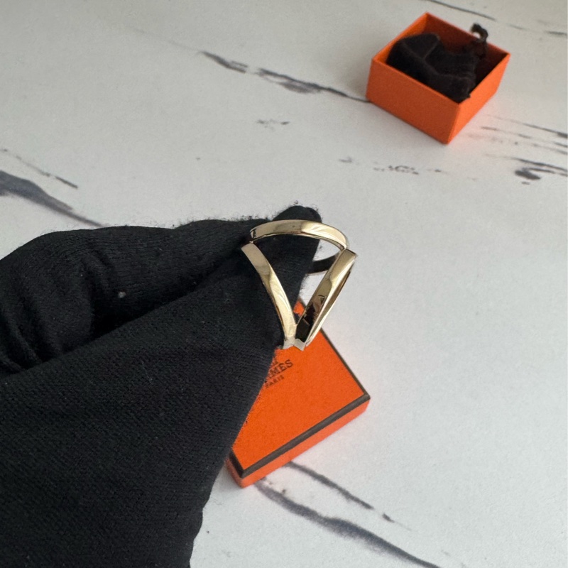 Hermes淡金三圓絲巾環-5