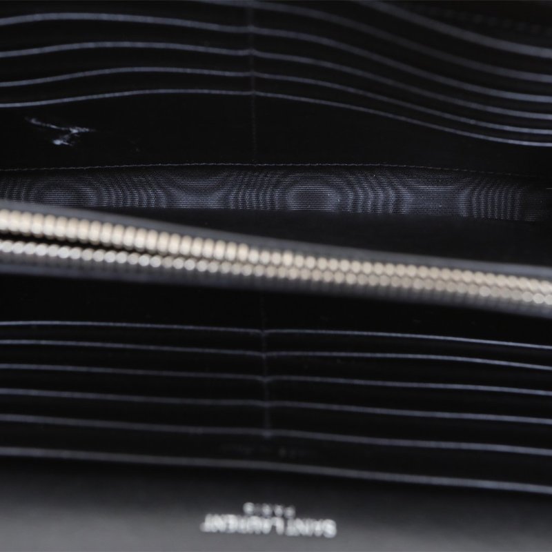 SAINT LAURENT KATE22鱷魚壓紋黑色牛皮銀扣肩背包-2