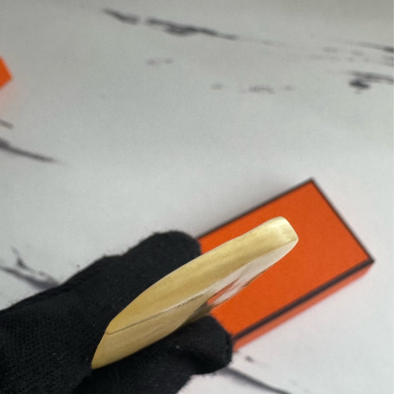 Hermes 琥珀色牛角扁梳子 高級感100-3