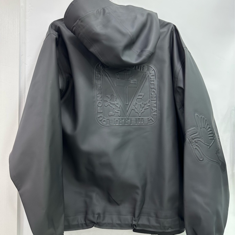 Louis Vuitton LV 浮紋連帽外套 48碼-1