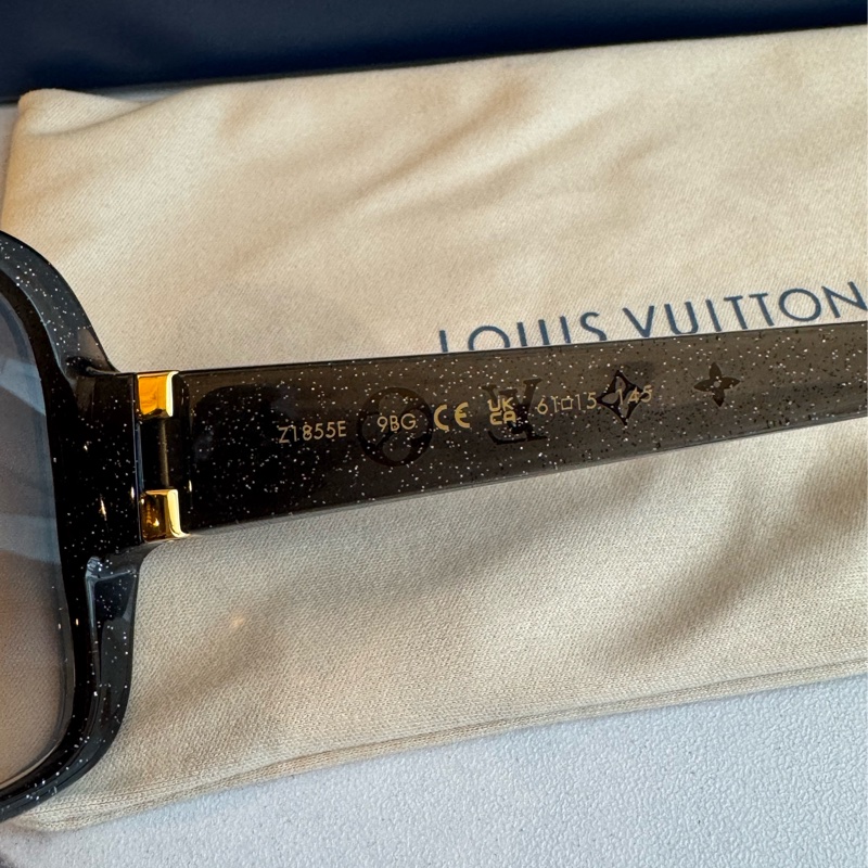 LV黑色金蔥側logo墨鏡🕶️-7