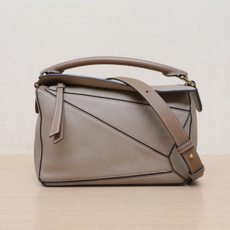 LOEWE Puzzle24幾何包小號大象灰牛皮肩背包-1
