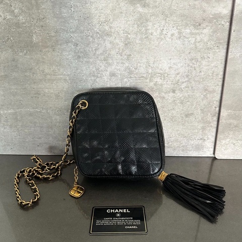 Chanel • 絕版款黑金蜥蜴皮四葉草流蘇鏈條包 全網唯一☝🏻