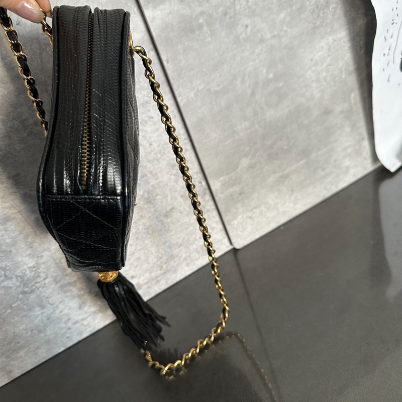 Chanel • 絕版款黑金蜥蜴皮四葉草流蘇鏈條包 全網唯一☝🏻-6