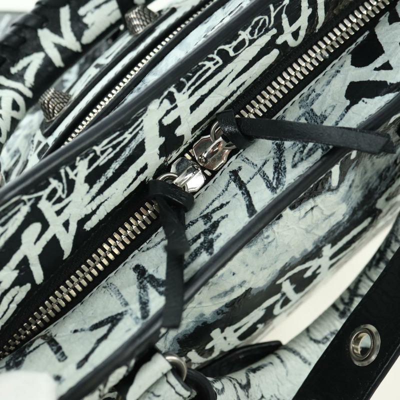 【日本直送】BALENCIAGA Neo Kago City XS 塗鴉包皮革白色 700940 正品 am11504SM-23