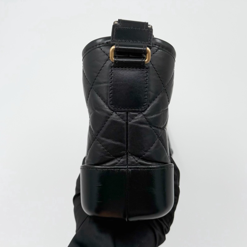 Chanel 黑金菱格紋揉製牛皮流浪包｜小號｜Wisher惟奢-3