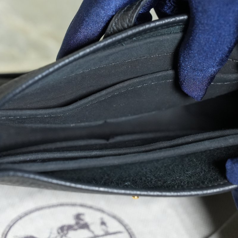 【美收精品】HERMÈS Evelyne 黑色粒面皮革斜背包 5-364-8