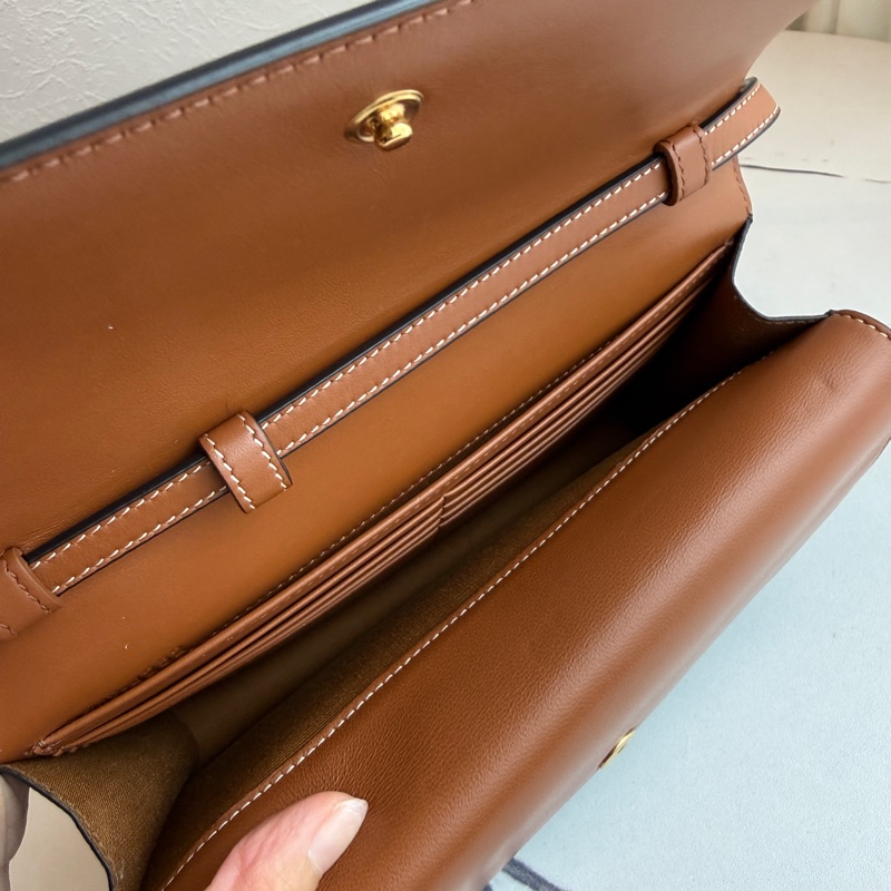 Celine 超甜🤍信封包-10