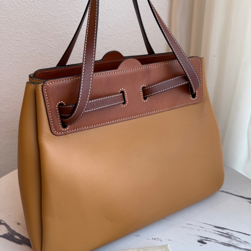 Loewe 手提兩用包 可以當公事包lazo-3