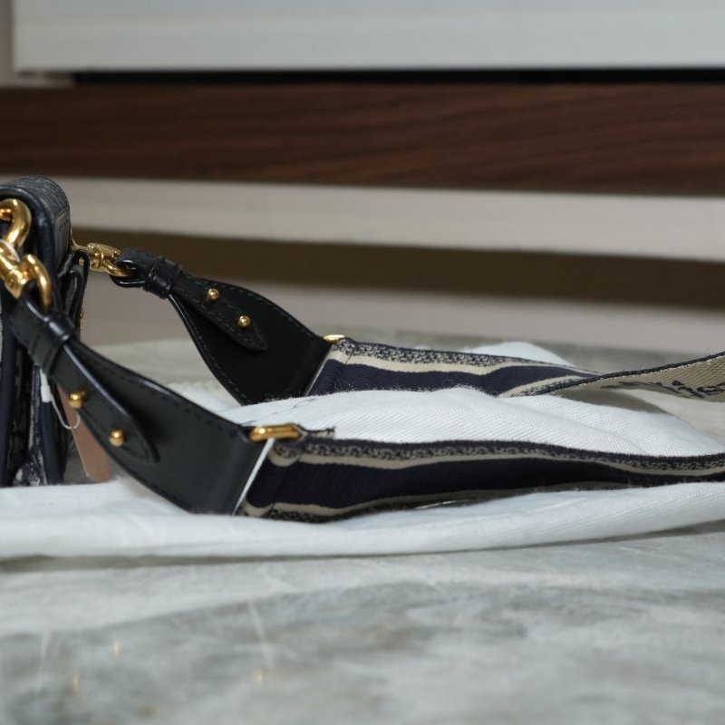 【美收精品】DIOR Oblique 老花緹花 CD Logo 翻蓋迷你肩背包 5-357-5