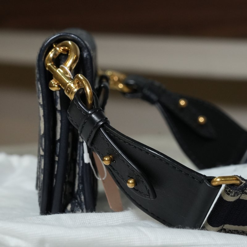 【美收精品】DIOR Oblique 老花緹花 CD Logo 翻蓋迷你肩背包 5-357-7