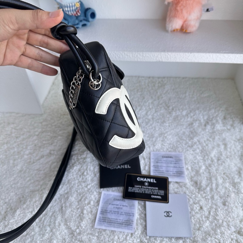 Chanel 稀有康鵬系列黑白相機包 尺寸約26×6×16cm 牛皮-4