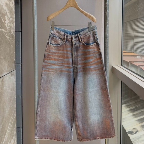 Acne Studios 噴漆 七分 牛仔褲 #S M L