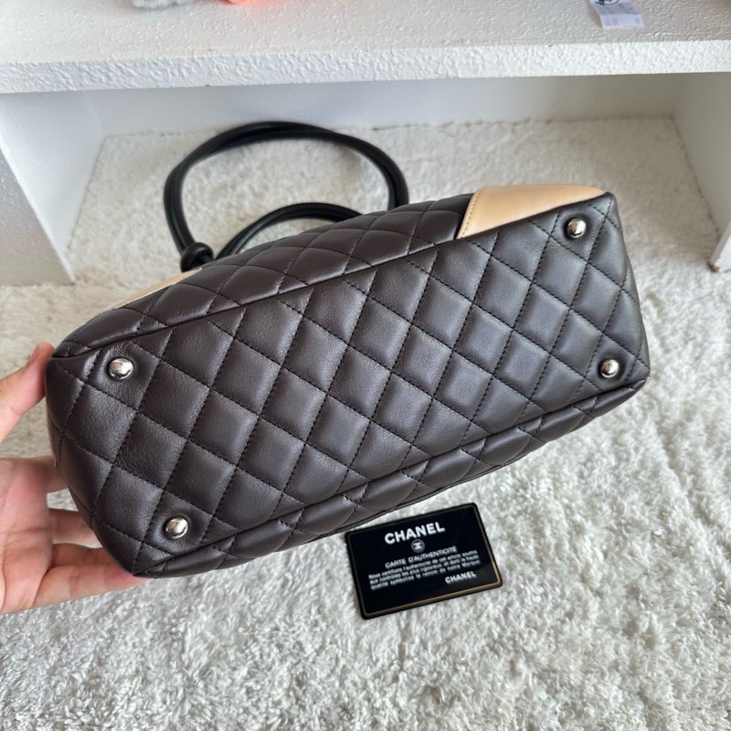Chanel 巧克力配色 康鵬枕頭包單肩包 中號 Size約28×10×15 材質:牛皮-5