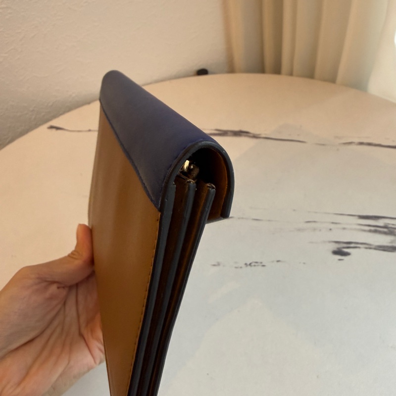 Celine長夾多功能多層 很好用-11