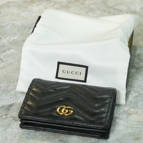 【美收精品】GUCCI 黑色 GG Marmont Chevron 皮革短夾卡片夾 5-380