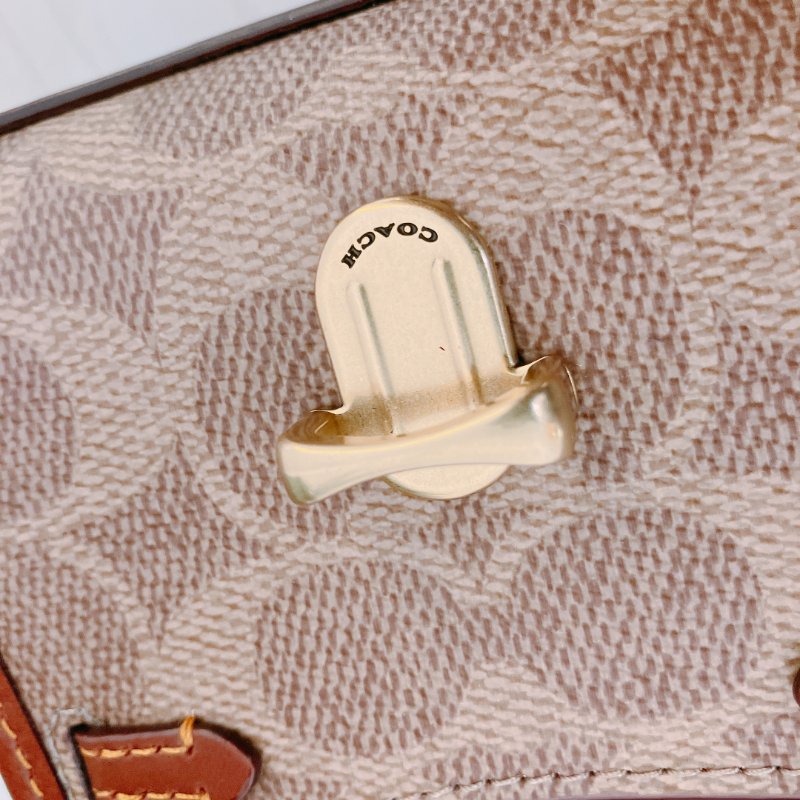 TK2049 Coach 蔻馳迷你兩用包包 Mini Shoulder Bag Brown-11