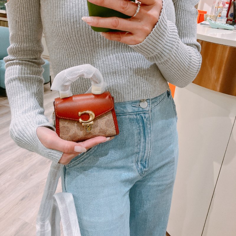 TK2049 Coach 蔻馳迷你兩用包包 Mini Shoulder Bag Brown-21