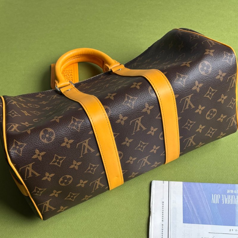 Keppall 35 ::LOUIS VUITTON:: LV M13201 經典花紋黃色皮革銀釦旅行袋手提斜背包-4