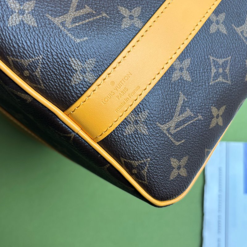 Keppall 35 ::LOUIS VUITTON:: LV M13201 經典花紋黃色皮革銀釦旅行袋手提斜背包-7
