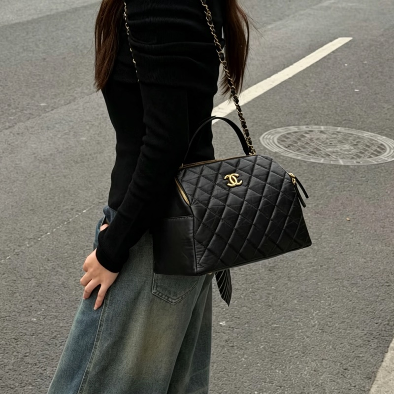 CHANEL香奈兒23C黑金保齡球包Bowling Bag🎱-1