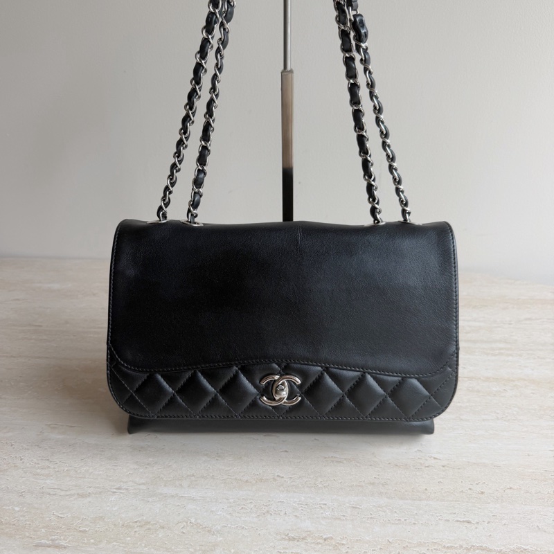 Chanel香奈兒黑銀牛皮風琴口蓋包+21開 底長29cm 無附件-8