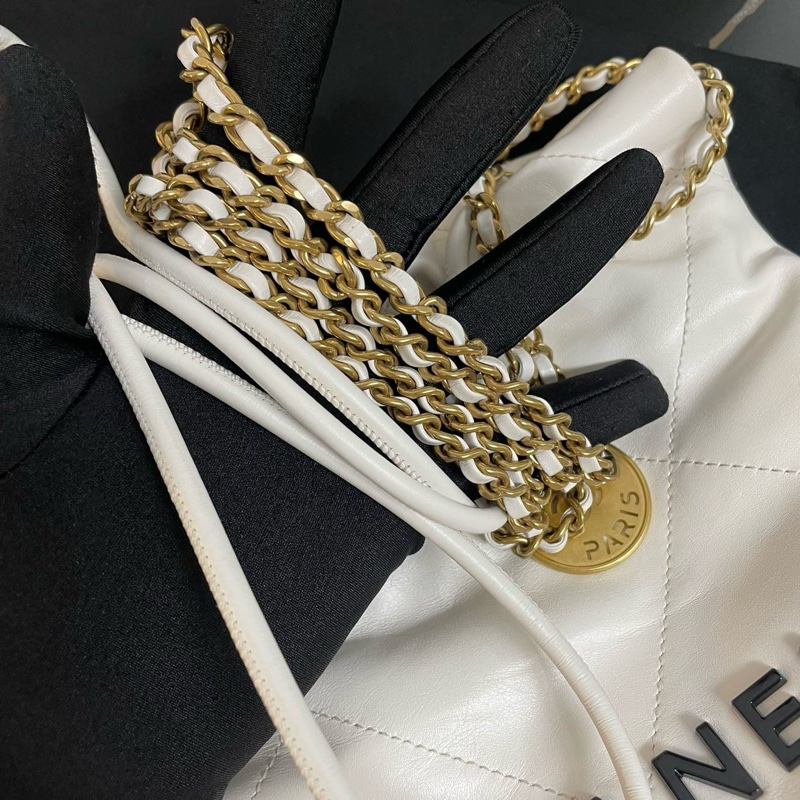 新低價 閒置新 Chanel/香奈兒mini 22bag  晶片款 可愛俏皮小巧精緻  尺寸：20*19*6  2025年購入-6