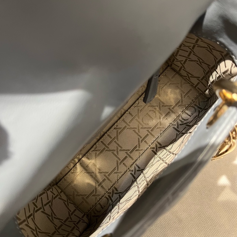 Dior霧霾藍羊皮Lady Dior兩用包-7