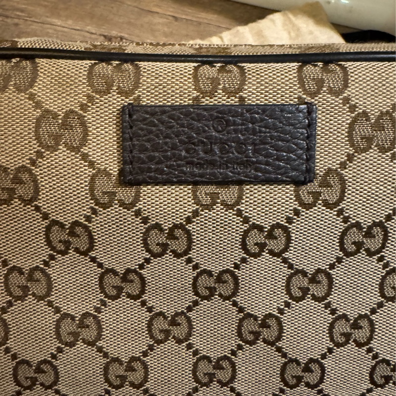(9成5新) GUCCI 帆布腰包/胸包/斜挎包-1