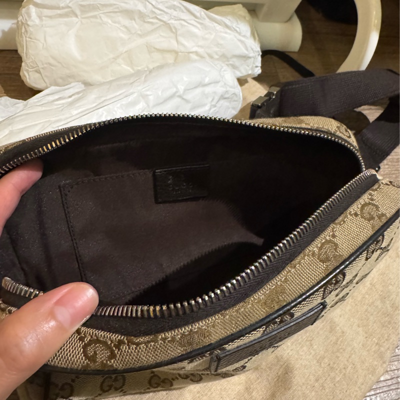 (9成5新) GUCCI 帆布腰包/胸包/斜挎包-12
