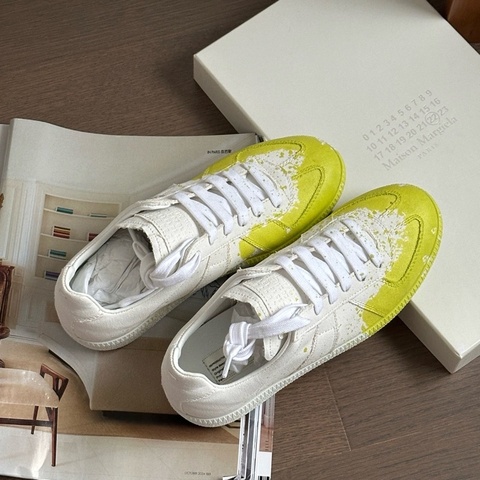全新MaisonMargiela 馬吉拉經典款黃色潑墨塗鴉帆布德訓鞋，尺寸:36碼，配件:盒子