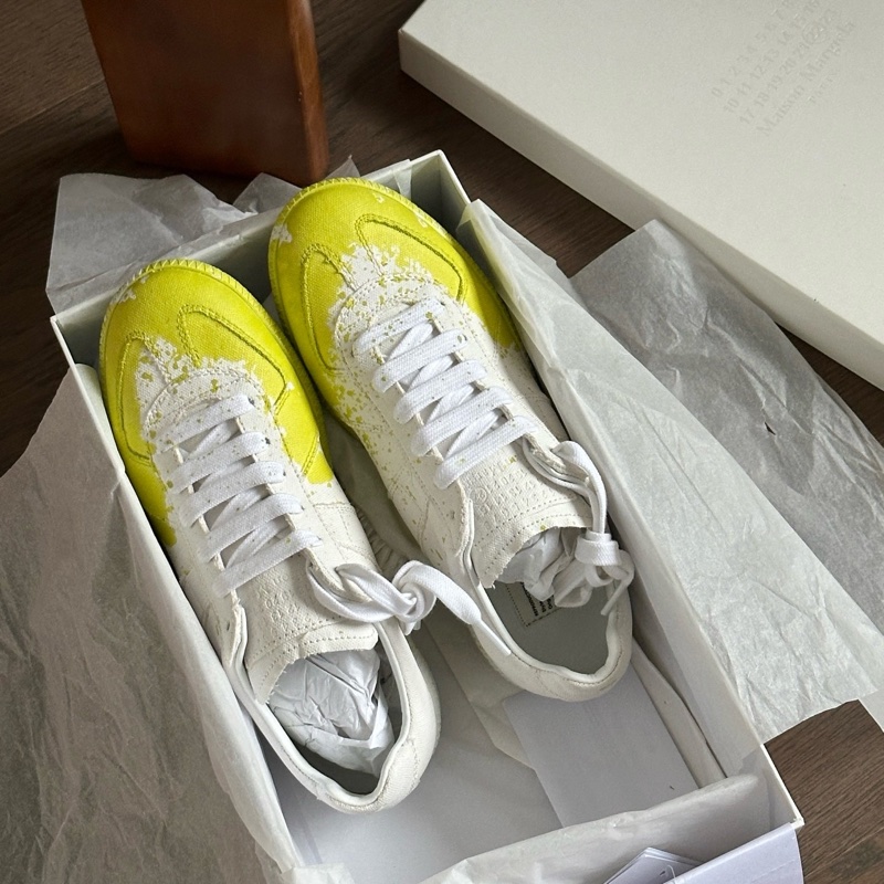 全新MaisonMargiela 馬吉拉經典款黃色潑墨塗鴉帆布德訓鞋，尺寸:36碼，配件:盒子-3