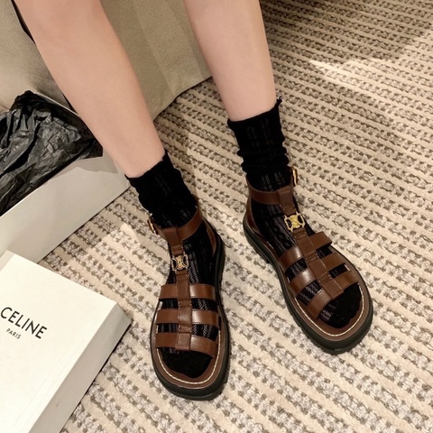 99新celine賽琳新款凱旋門棕色羅馬涼鞋，尺碼:38，配件:塵袋/盒子