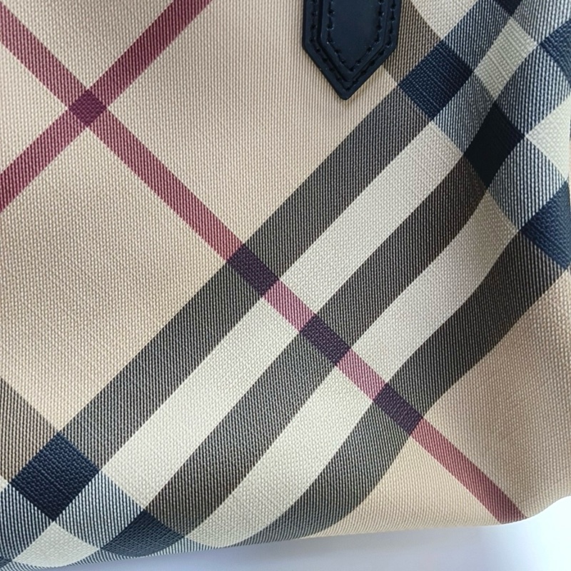 BURBERRY 卡其色塗層帆布手提包 黑色五金-6
