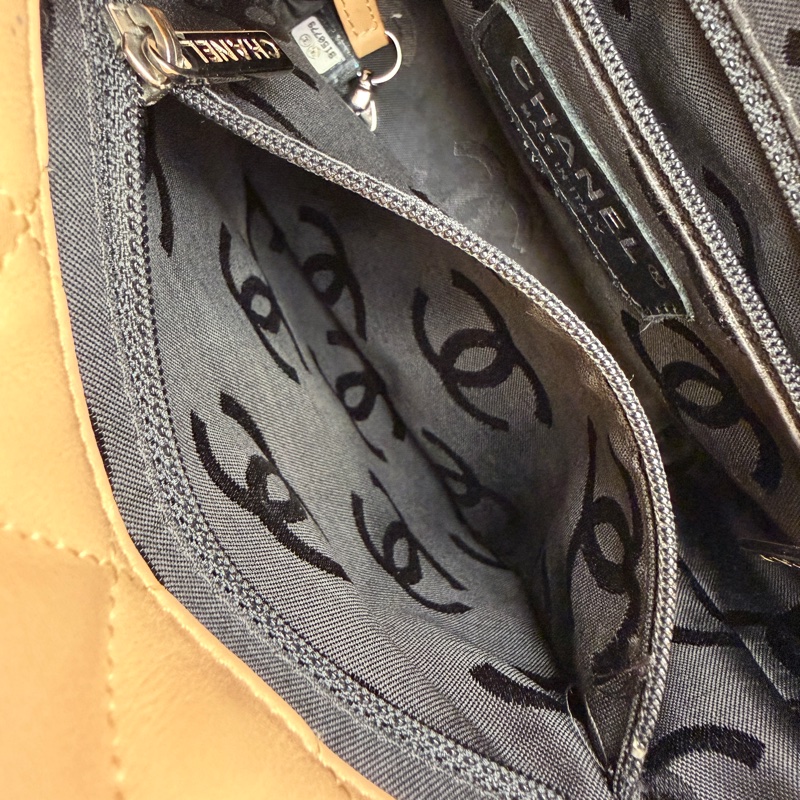 CHANEL 康朋 迷你 菜籃子 tote 奶茶色X黑色-4