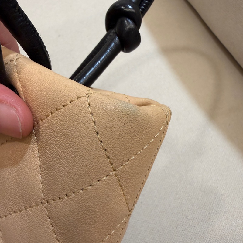 CHANEL 康朋 迷你 菜籃子 tote 奶茶色X黑色-17
