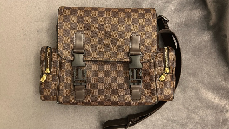 Louis Vuitton Damier LV Reporter Melville Messenger Bag-6
