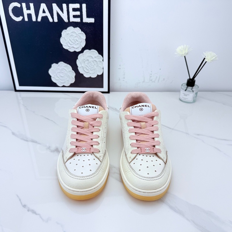 chanel香奈兒 白粉板鞋 36.5碼 🧡-1