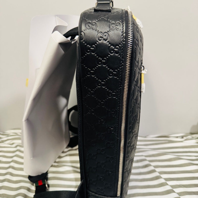 全新 Gucci GG Emblem 男士背包-5