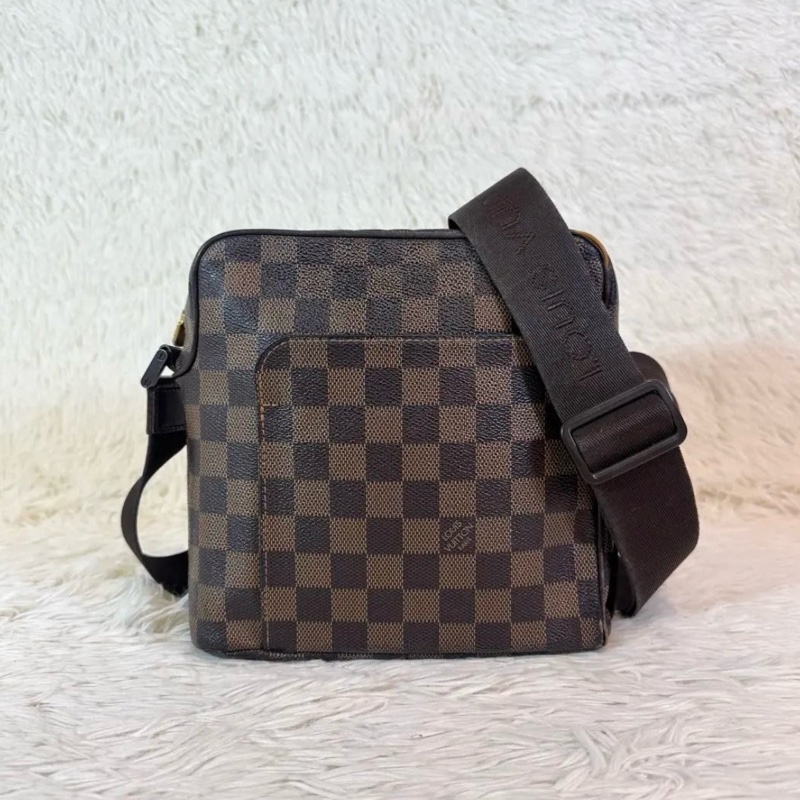 Louis Vuitto LV Olaf PM in Damier Ebene Messenger 斜挎包-0