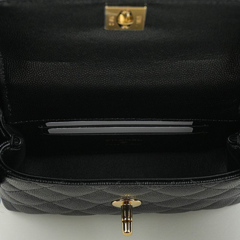 KÉSH 凱仕國際精品【限量甜美收藏款】CHANEL CF Mini 愛心吊墜鏈條包 香奈兒 Classic Flap Mini｜櫻花粉羊皮｜愛心鏈帶設計-14
